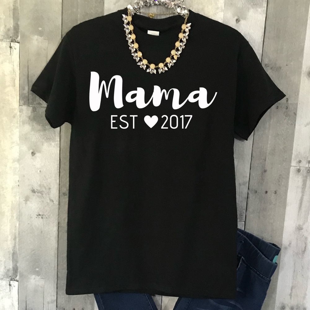 Mom Life Graphic Tee Mom EST. 2017 Small-3Xl NEW